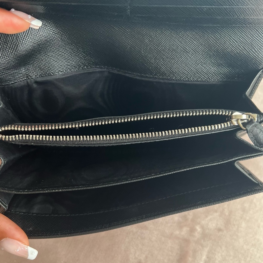 Authentic Prada Wallet - Picture 4 of 6